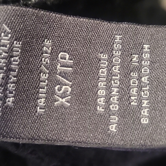 Sweater - Picture 3 of 3